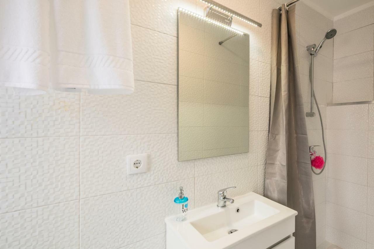 A Francos Love Lair 2 Porto Luaran gambar